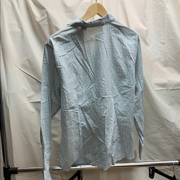 NWT Eddie Bauer button down size XL - Picture 3 of 3